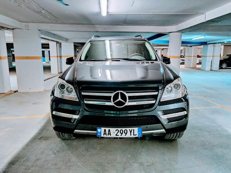 Mercedes Benz GL 350 Bluetec 4WD